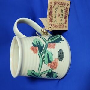 Papel Freelance Holly  Berry Ceramic Mug